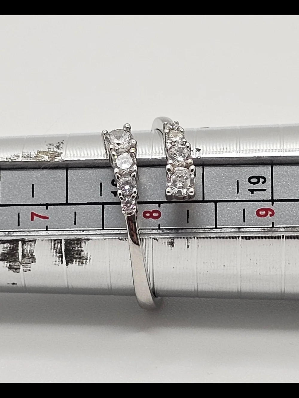 .925 Sterling Silver Open Band Ring with Moissanite Stones Size 8
